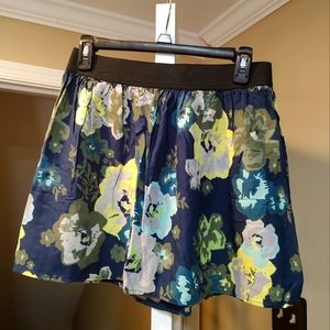 Women's Floral size Large elastic waist skirt new with tags